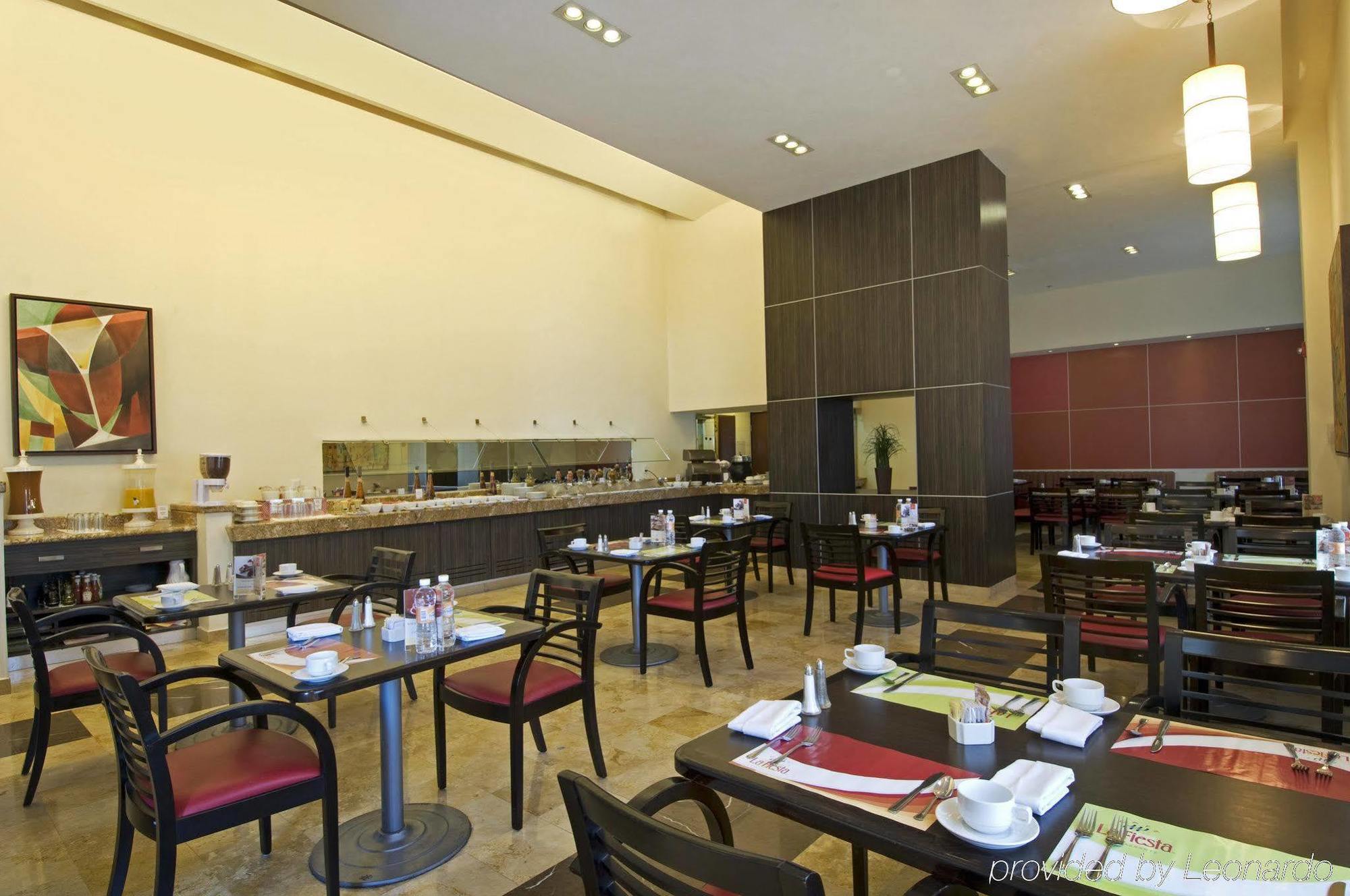 Fiesta Inn Express Ciudad Obregon Ciudad Obregón Restaurante foto